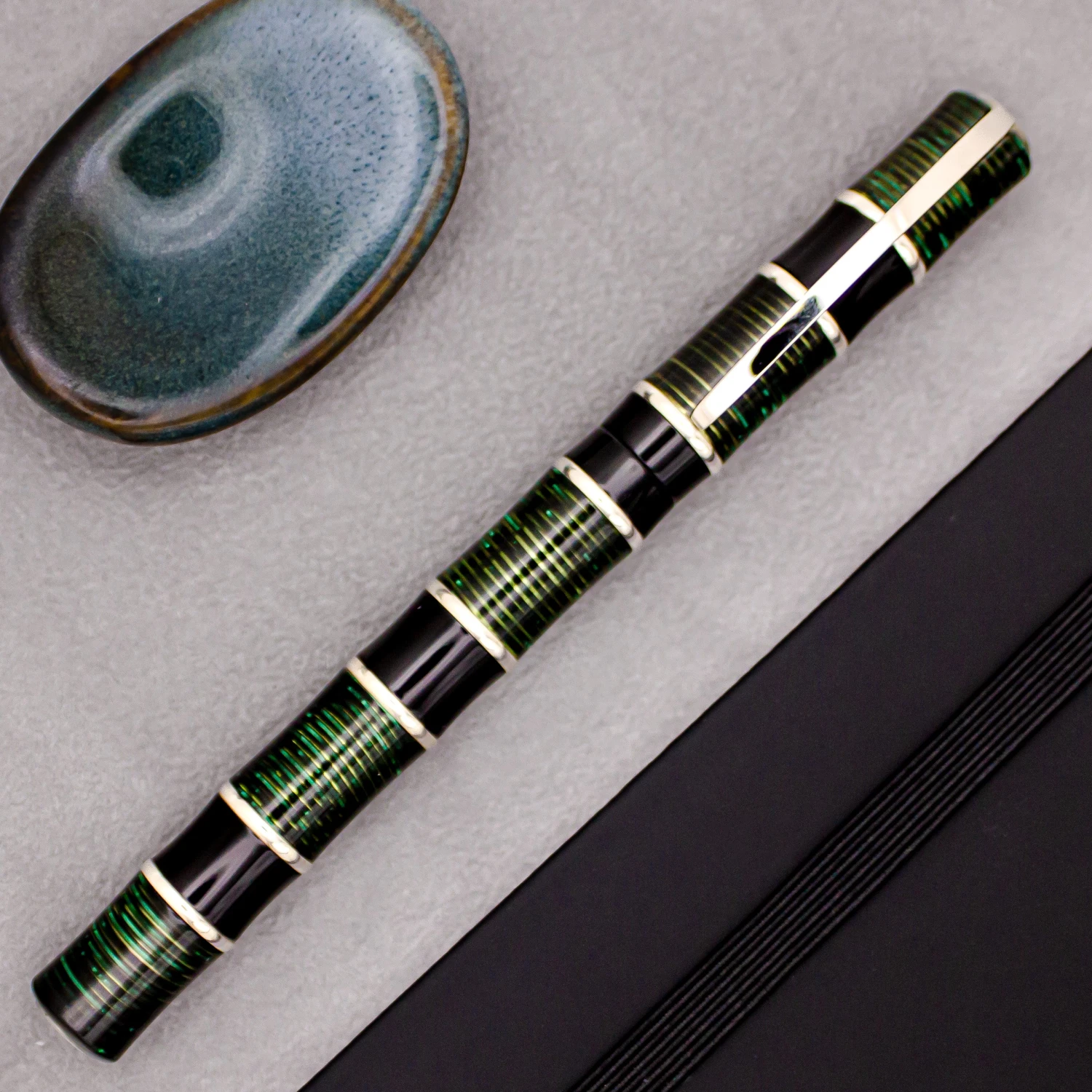Visconti Limited Edition Asia Bamboo Fountain Pen, Green 2 Visconti Limited Edition Asia Bamboo Fountain Pen, Green - Image 2