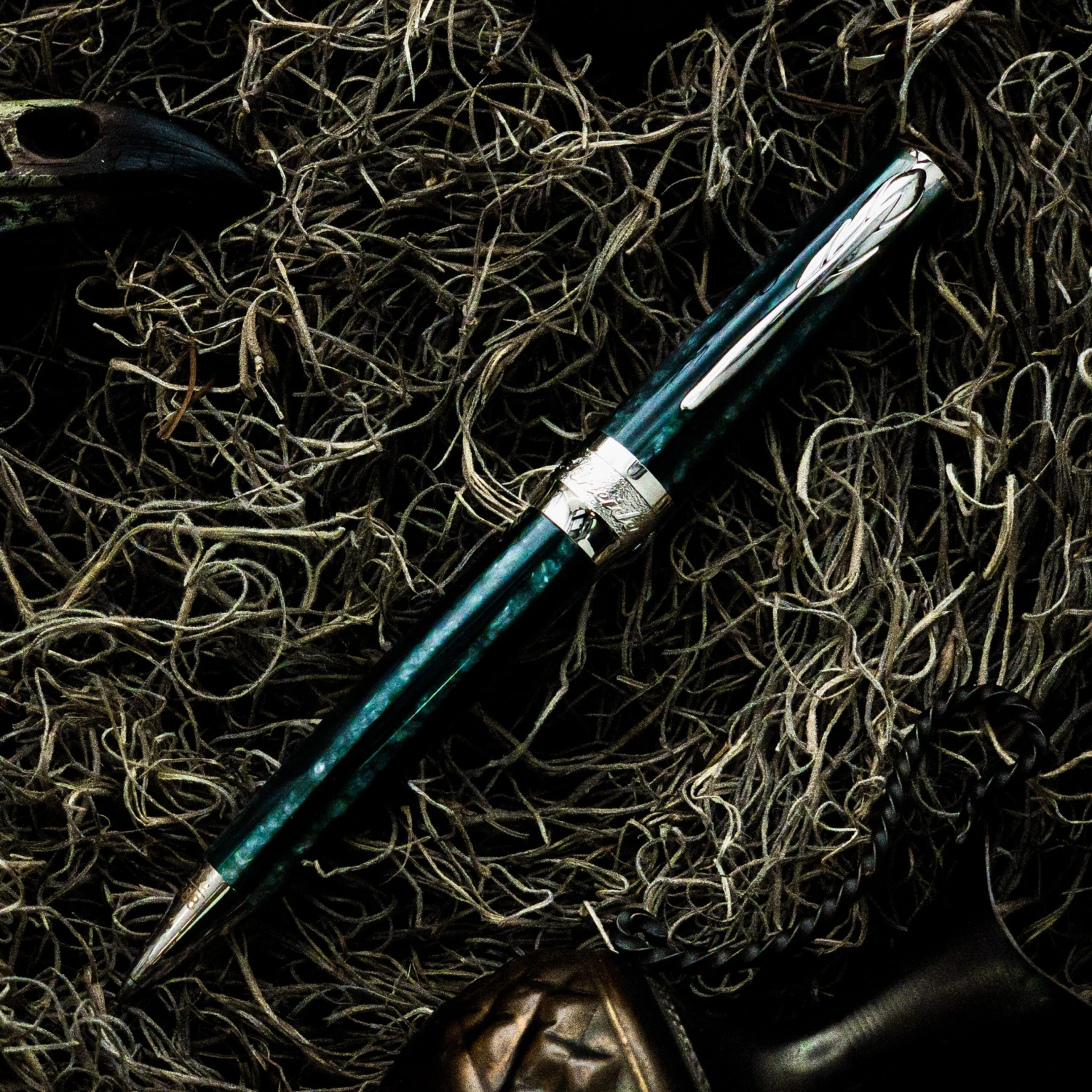 Pineider Arco Desert Beetle Ballpoint Pen, Green & Black 1 Pineider Arco Desert Beetle Ballpoint Pen, Green & Black
