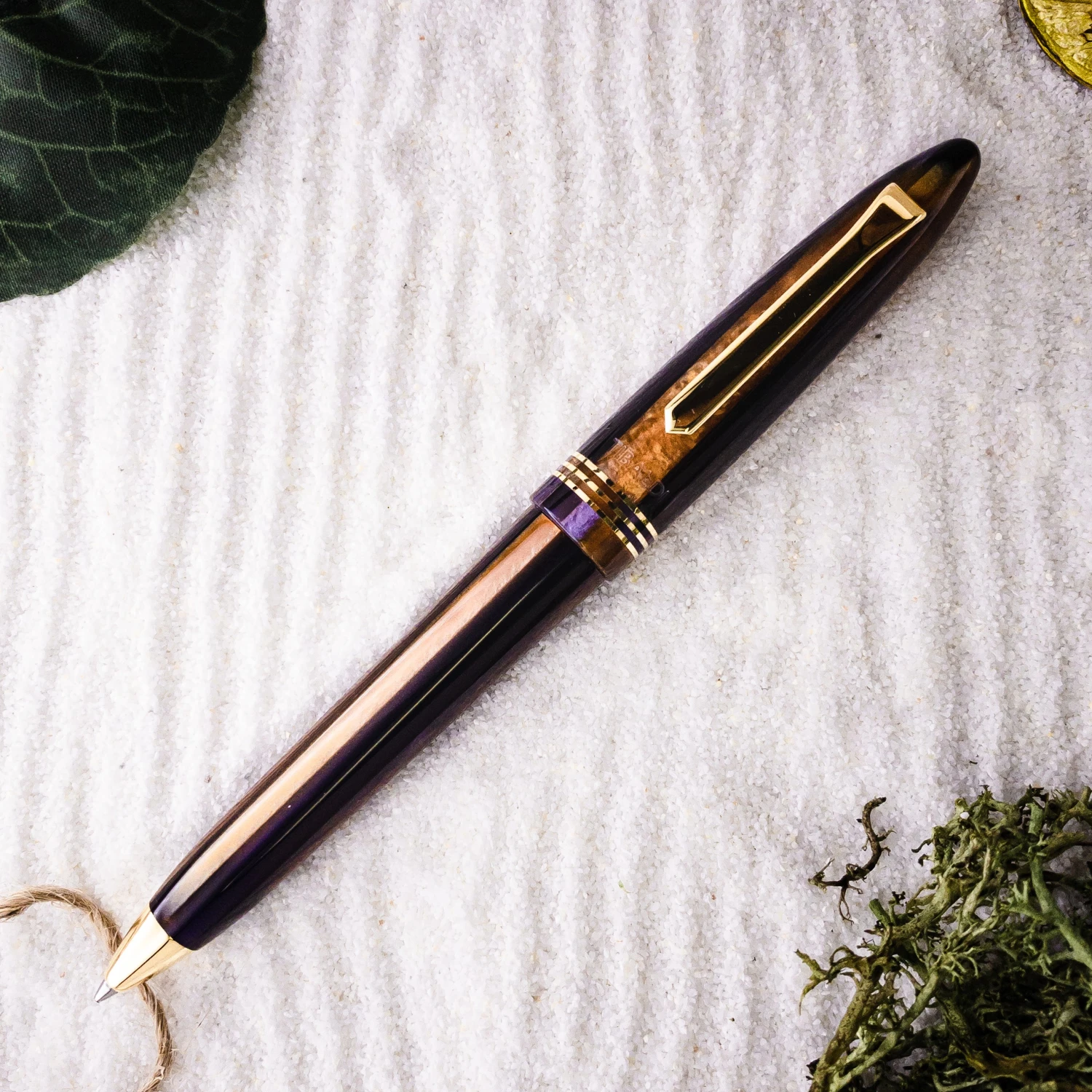 Tibaldi Bononia Seilan Purple Resin Ballpoint Pen, Gold Trim 1 Tibaldi Bononia Seilan Purple Resin Ballpoint Pen, Gold Trim